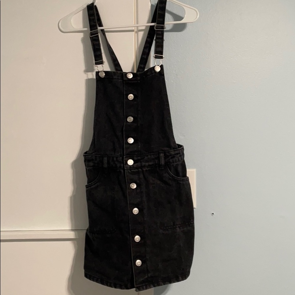 Overall dress